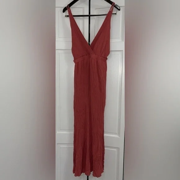 Lulus Lost in Paradise Rusty Rose Maxi Dress Size Medium Lulus Lost in Paradise Rusty Rose Maxi Dress Size Medium